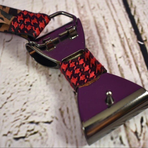 BetseyJohnson Metal Bow Belt - Picture 3 of 6